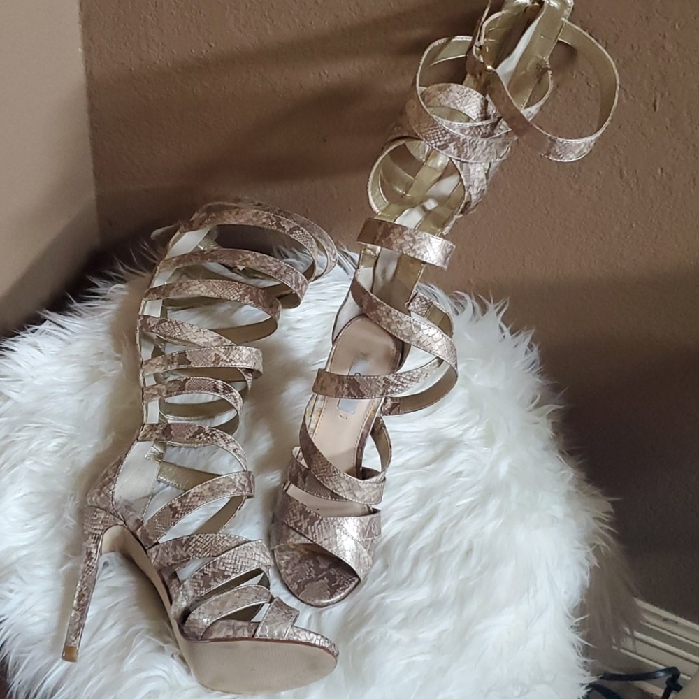 Guess Gold/taupe snakeskin gladiator heels
